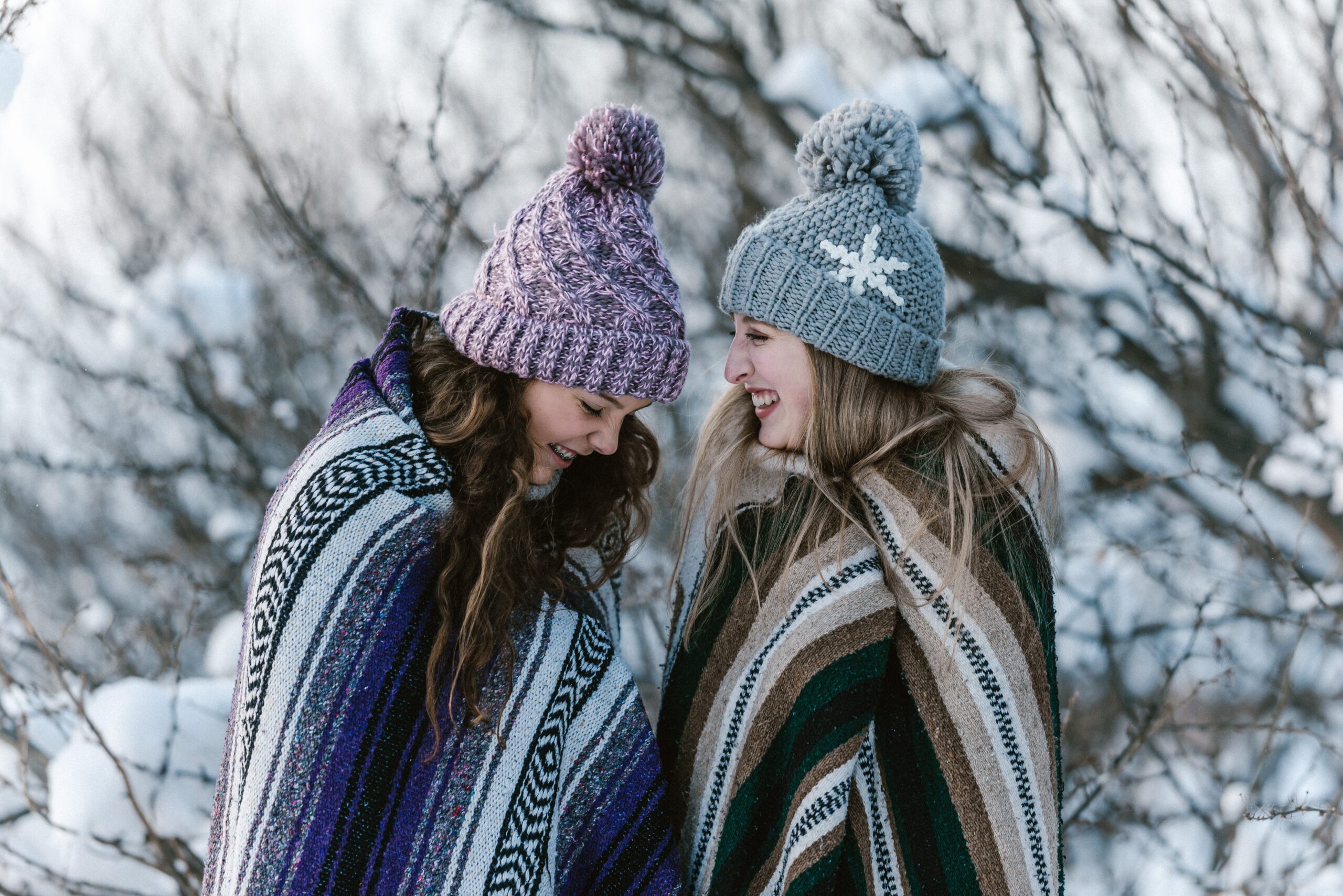 genessa-panainte-FuRXjAFtWgI-unsplash Healthy girls in winter